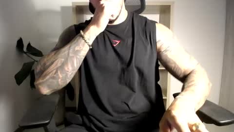 Logan Wolfp online show from June 2026 11:42:01 PM