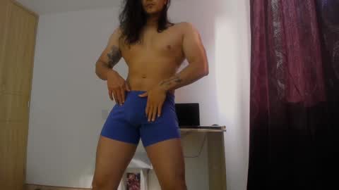 Snapshot of loganhot22 chatting on December 2024 01:54:02 PM Logan online show from December 2024 01:54:02 PM