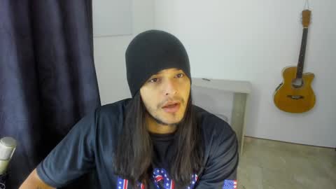 Snapshot of loganhot22 chatting on January 2025 09:07:01 AM Logan online show from January 2025 09:07:01 AM