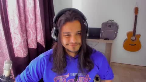 Snapshot of loganhot22 chatting on January 2025 02:23:01 PM Logan online show from January 2025 02:23:01 PM