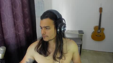 Snapshot of loganhot22 chatting on February 2025 05:10:02 PM Logan online show from February 2025 05:10:02 PM