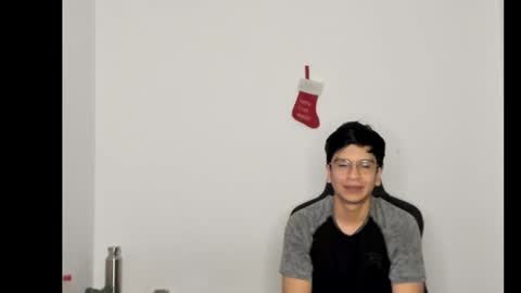 Snapshot of logannick chatting on December 2024 08:05:01 AM Logan online show from December 2024 08:05:01 AM