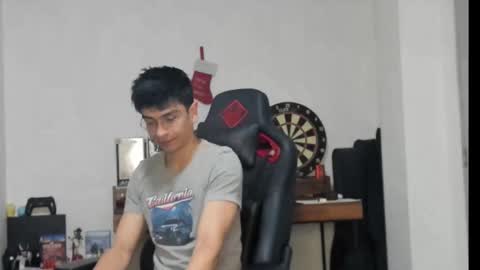 Snapshot of logannick chatting on March 2025 08:23:02 AM Logan online show from March 2025 08:23:02 AM