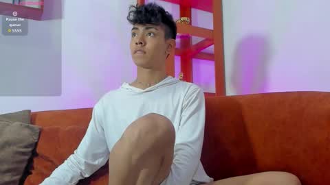 logantwink18 online show from September 2025 09:38:02 PM