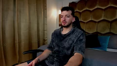 Logan Wolf online show from April 2026 03:09:02 PM