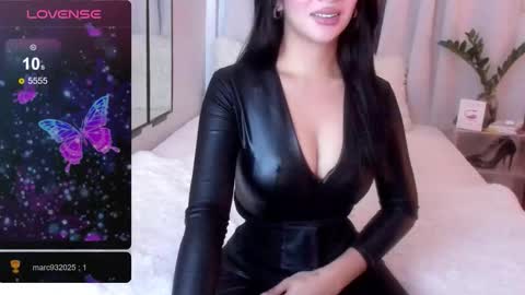 Mistress L online show from March 2026 01:13:01 AM