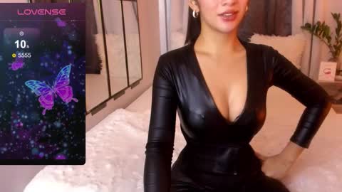 Mistress L online show from March 2026 03:23:01 PM