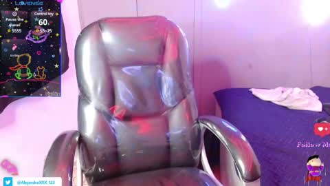 Snapshot of loistwink_1 chatting on February 2025 09:10:01 AM LOUIS online show from February 2025 09:10:01 AM