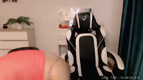 Snapshot of lola_anderson chatting on January 2025 08:00:02 AM Lola online show from January 2025 08:00:02 AM