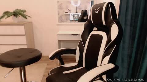 Snapshot of lola_anderson chatting on March 2025 07:32:02 AM Lola online show from March 2025 07:32:02 AM