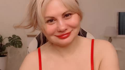 Snapshot of lola_anderson chatting on November 2025 05:23:02 AM Lola online show from November 2025 05:23:02 AM