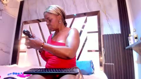 Lola online show from May 2026 11:53:01 AM