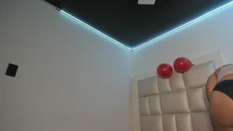 Snapshot of lola_js chatting on May 2026 12:31:02 PM lola_js online show from May 2026 12:31:02 PM
