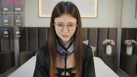 lola_meyer online show from July 2026 12:07:01 PM