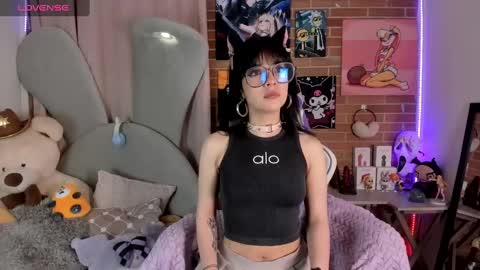 Lola Bunny online show from March 2025 03:45:01 AM
