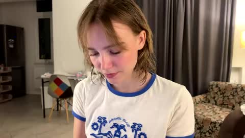 lolaatatee online show from May 2026 05:10:01 PM