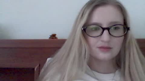 lolaglamour_ online show from June 2026 03:05:01 PM