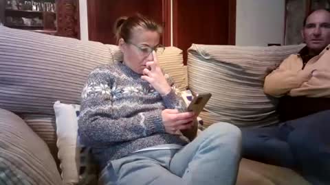 Snapshot of lolahueso chatting on February 2025 04:56:02 PM LOLA HUESO y ERIC online show from February 2025 04:56:02 PM