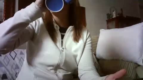 Snapshot of lolahueso chatting on March 2025 03:42:02 PM LOLA HUESO y ERIC online show from March 2025 03:42:02 PM