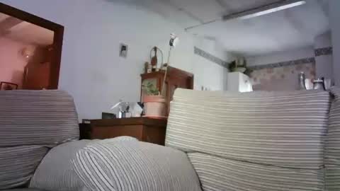 Snapshot of lolahueso chatting on November 2025 09:31:01 AM LOLA HUESO y ERIC online show from November 2025 09:31:01 AM