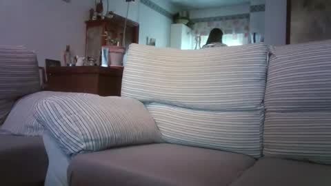 Snapshot of lolahueso chatting on December 2025 03:51:02 PM LOLA HUESO y ERIC online show from December 2025 03:51:02 PM