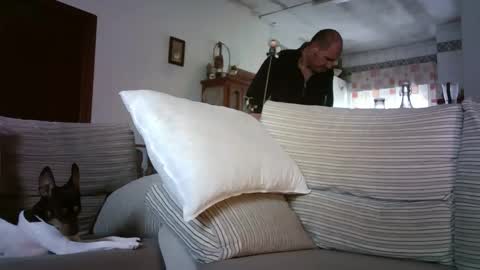 Snapshot of lolahueso chatting on January 2026 09:48:02 AM LOLA HUESO y ERIC online show from January 2026 09:48:02 AM