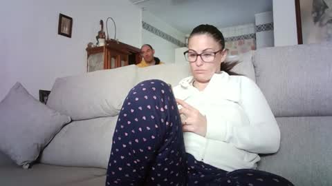 LOLA HUESO y ERIC online show from March 2026 09:25:03 AM