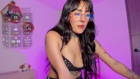 Lola online show from June 2026 11:28:01 PM