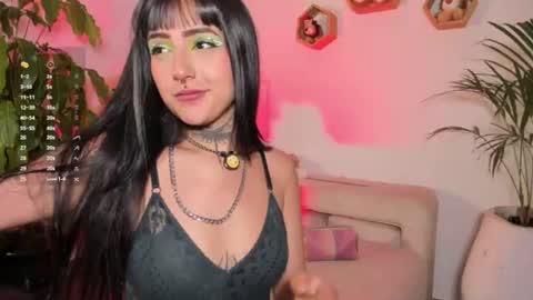 Lola online show from August 2026 10:30:01 PM