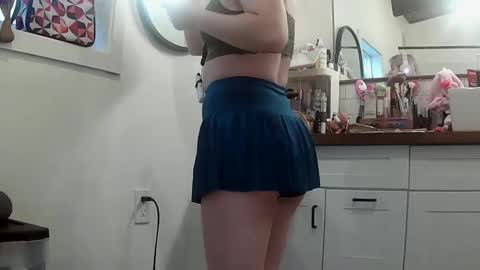 Lola Lixx online show from October 2025 03:42:02 PM