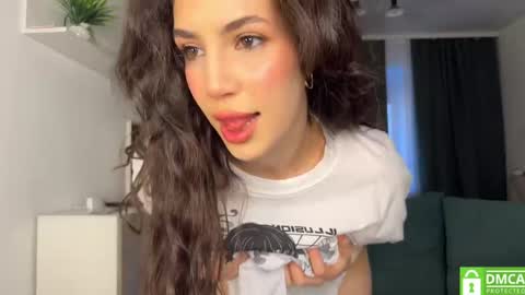 lolateasex online show from May 2026 11:48:02 AM