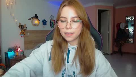 Lola doll online show from February 2026 06:11:02 PM