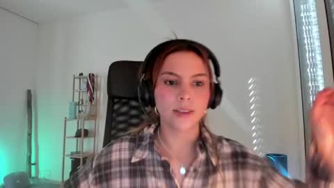 Lola doll online show from May 2026 01:30:02 PM