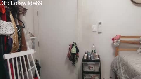 Snapshot of lolita_wilde390 chatting on September 2025 04:13:02 AM Lolita Wildes Back online show from September 2025 04:13:02 AM