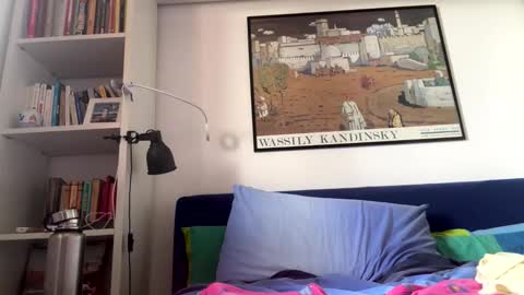 lollopup online show from April 2026 02:57:01 PM