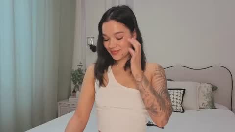 Snapshot of lolly_turner chatting on June 2026 04:23:01 AM lolly_turner online show from June 2026 04:23:01 AM
