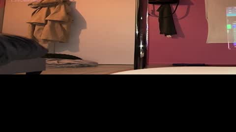 lollychills online show from March 2026 06:14:02 PM