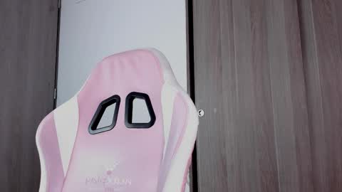 Snapshot of lollypetitte_ chatting on September 2025 05:07:01 AM Lolly online show from September 2025 05:07:01 AM