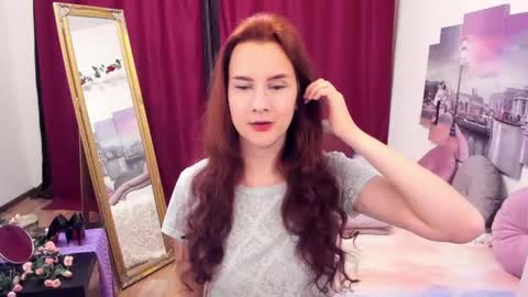 LoloMercier online show from February 2025 02:18:01 AM