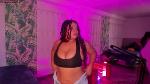 loly_marce online show from April 2026 08:39:02 PM