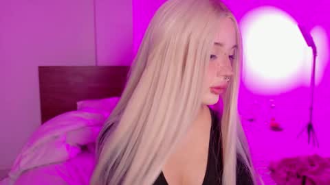 Kari online show from May 2026 02:54:01 PM