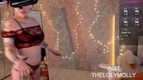 Snapshot of lolymolli chatting on November 2025 10:10:02 AM Molli online show from November 2025 10:10:02 AM