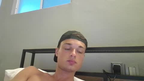 Snapshot of london_tomy chatting on November 2025 10:54:02 PM london_tomy online show from November 2025 10:54:02 PM