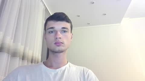 Snapshot of london_tomy chatting on December 2025 11:55:02 PM london_tomy online show from December 2025 11:55:02 PM