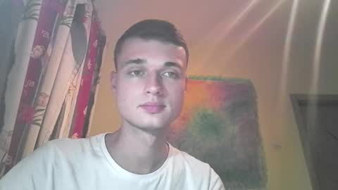 Snapshot of london_tomy chatting on January 2026 11:29:01 PM london_tomy online show from January 2026 11:29:01 PM