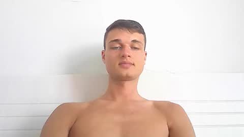 Snapshot of london_tomy chatting on February 2026 10:06:02 PM london_tomy online show from February 2026 10:06:02 PM