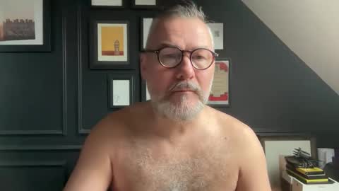 EnglishBear online show from February 2026 09:19:02 AM