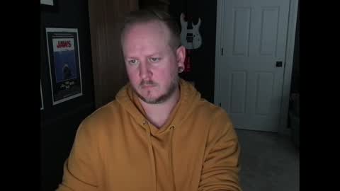 Snapshot of lone_string chatting on March 2025 10:15:02 PM Lone online show from March 2025 10:15:02 PM