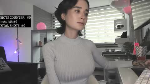 SABRINA online show from November 2025 06:18:02 PM