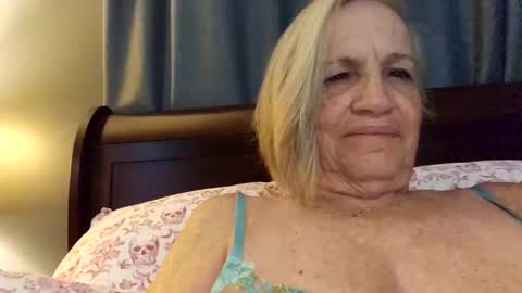 lonelylana1955 online show from October 2025 09:24:01 AM